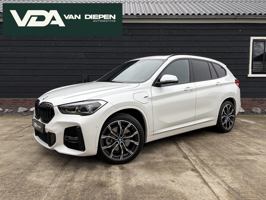 BMW X1 xDrive25e eDrive Edition 51537846-0.jpg | Van Diepen Automotive