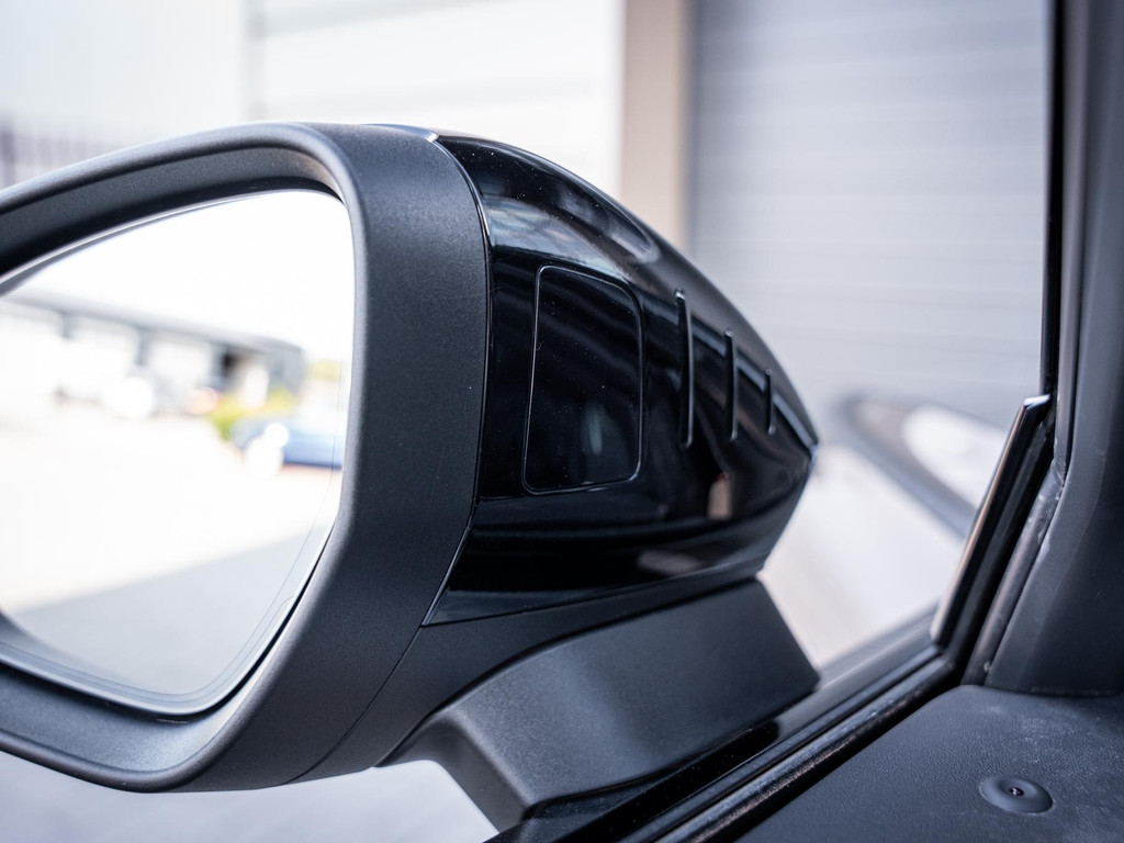 Audi A5 Avant 2.0 e-hybrid quattro S edition 54502694-43.jpg | Van Diepen Automotive