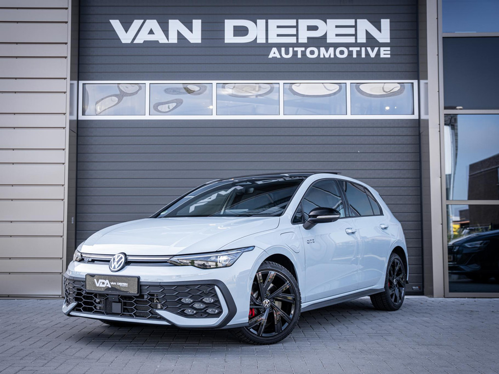 Volkswagen Golf 8.5 1.5 eHybrid GTE 54604887-0.jpg | Van Diepen Automotive