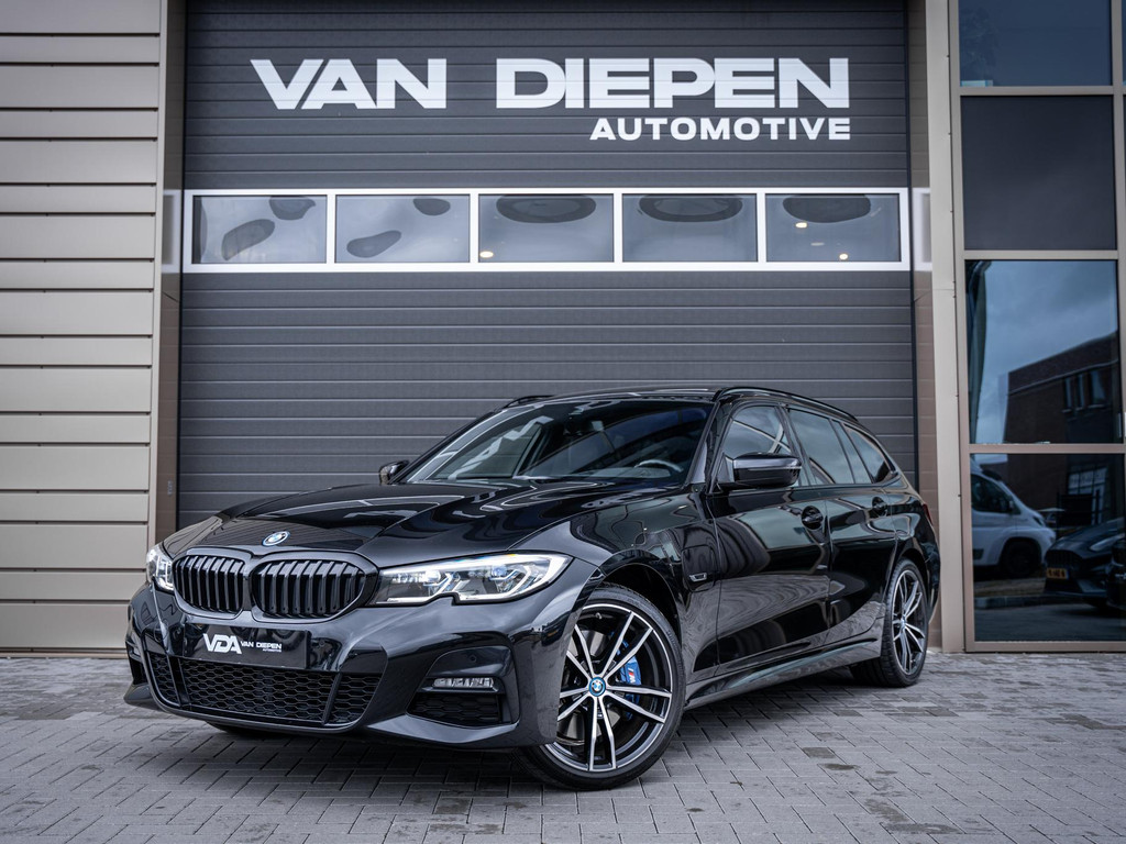 BMW 3 Serie Touring 330e High Executive 56099113-0.jpg | Van Diepen Automotive