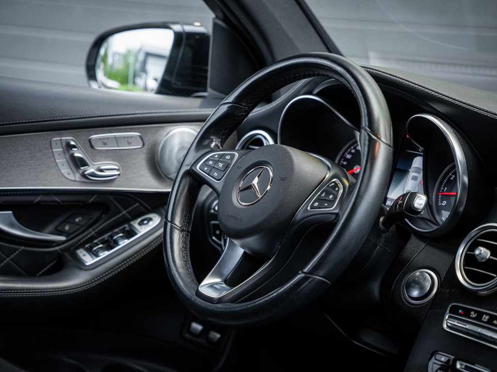 Mercedes-Benz GLC Coupé GLC250 4MATIC Business Solution AMG 56468849-16.jpg | Van Diepen Automotive