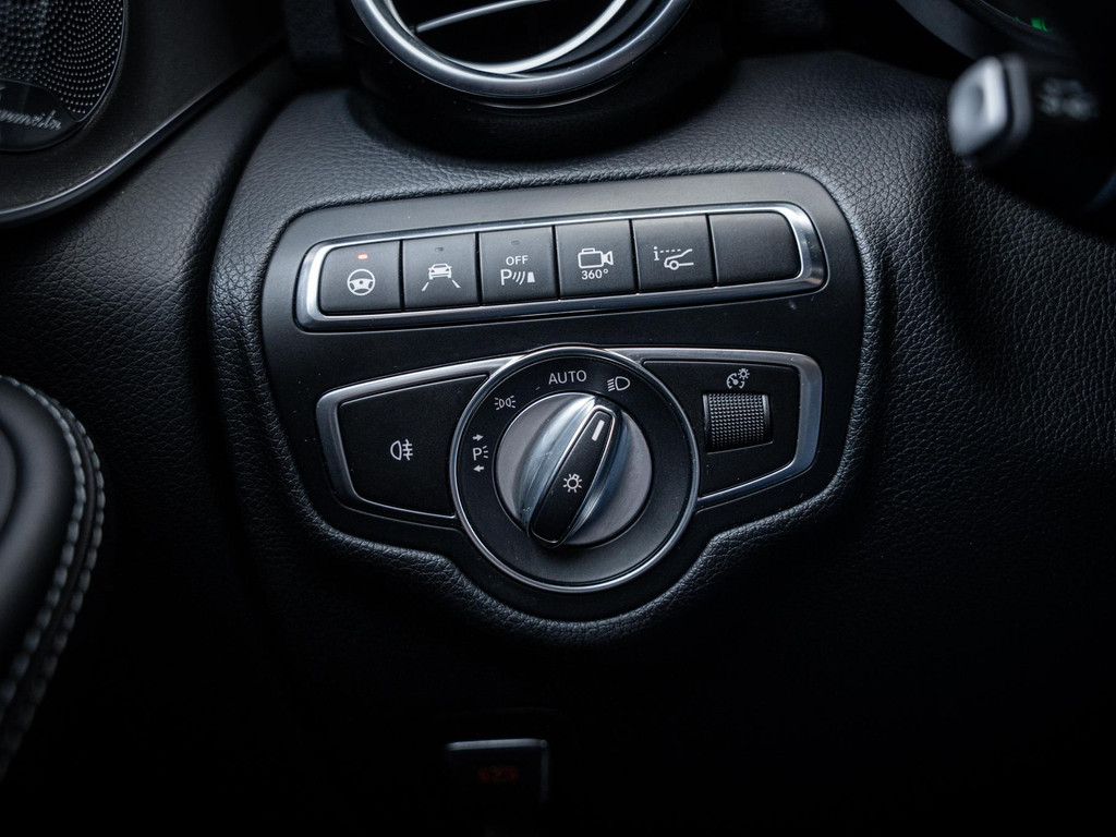 Mercedes-Benz GLC Coupé GLC250 4MATIC Business Solution AMG 56468849-20.jpg | Van Diepen Automotive