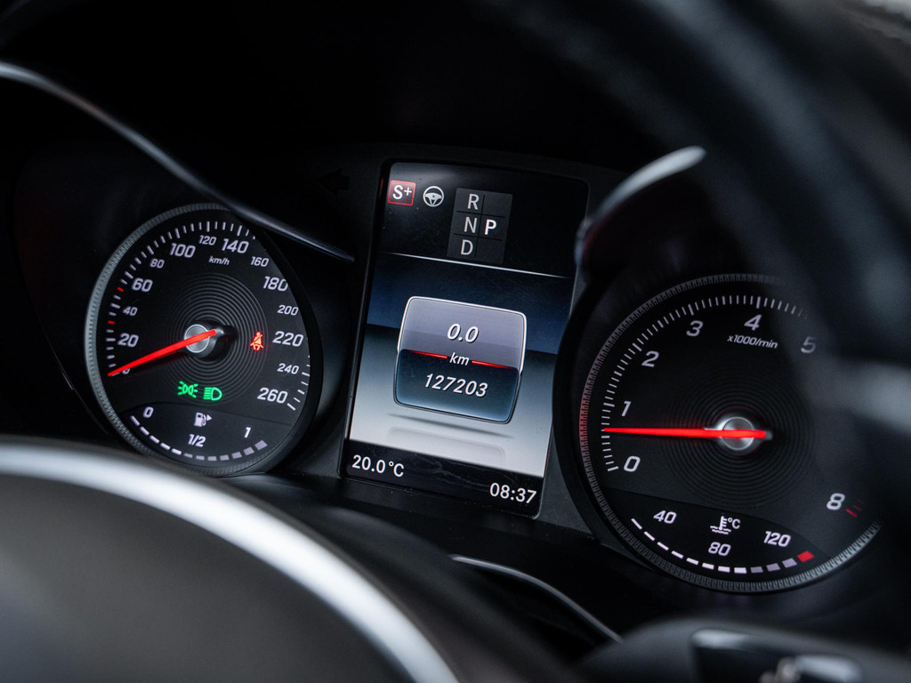 Mercedes-Benz GLC Coupé GLC250 4MATIC Business Solution AMG 56468849-22.jpg | Van Diepen Automotive