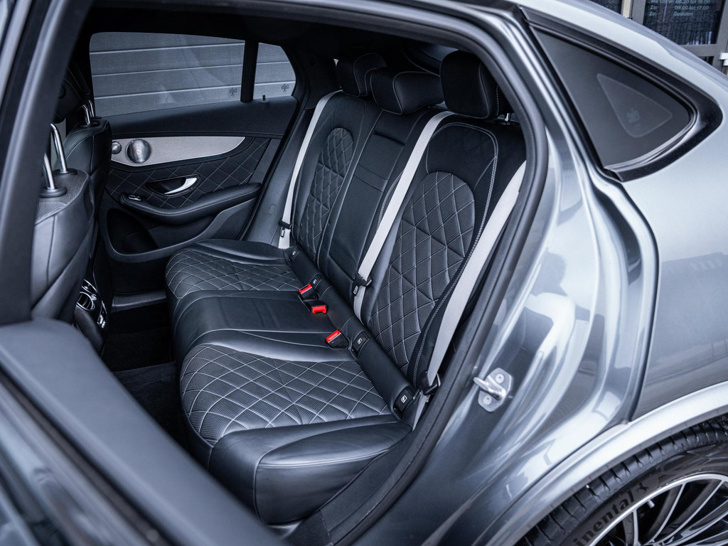 Mercedes-Benz GLC Coupé GLC250 4MATIC Business Solution AMG 56468849-34.jpg | Van Diepen Automotive