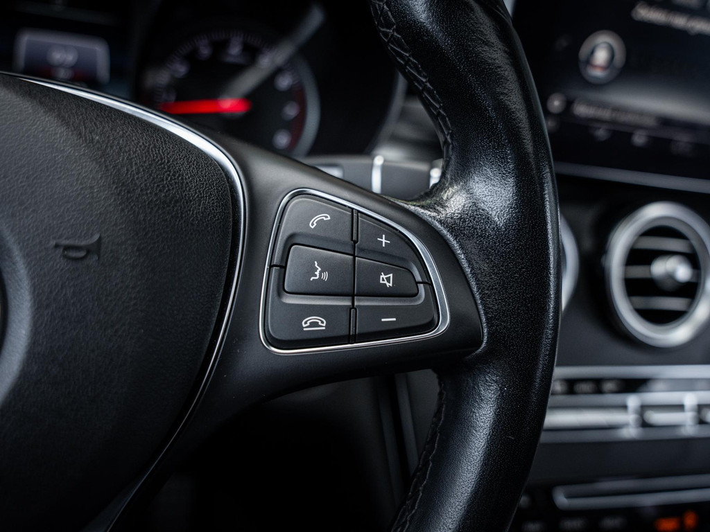 Mercedes-Benz GLC Coupé GLC250 4MATIC Business Solution AMG 56468849-37.jpg | Van Diepen Automotive