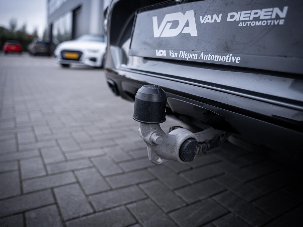 Mercedes-Benz GLC Coupé GLC250 4MATIC Business Solution AMG 56468849-9.jpg | Van Diepen Automotive